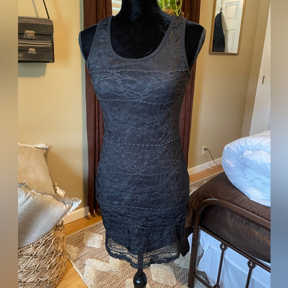 Black lace dress